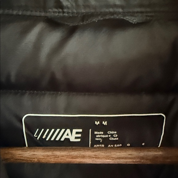 American Eagle Outfitters Men's Dark Puffer Jacket - Picture 2 of 4